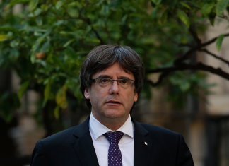 Catalan leader faces looming deadline to end secession bid (Report)