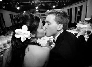 What happened when my daughter saw me kiss my wife (Report)