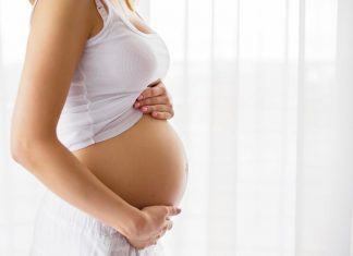 Woman with medical condition shamed for baby bump (Report)