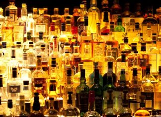 Restaurant burglars caught on video drinking $15,000 worth of alcohol, throwing a dance party (Report)