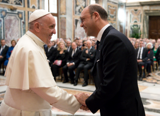 Pope: Christians can promote political dialogue in Europe (Report)