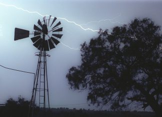 ‘Alien-infested’ ranch on the market for $5 million (Report)