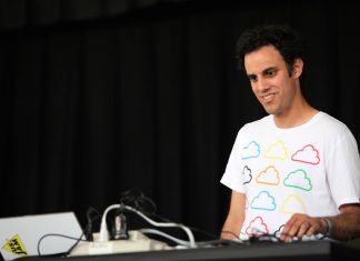 Here’s how Four Tet’s studio inspired a meme (Report)