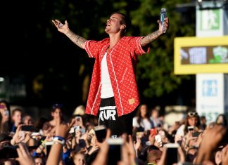 Justin Bieber fan arrested for trespassing at his Los Angeles home (Report)