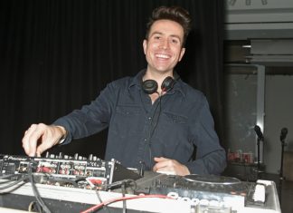 BBC Radio 1 Breakfast Show slumps to lowest-ever ratings (Report)