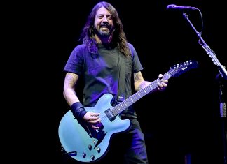 Watch a student join Foo Fighters for ‘Under Pressure’ cover (Report)