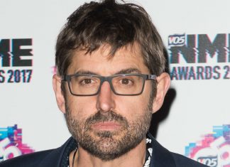 Louis Theroux announces a new documentary about anorexia and eating disorders (Report)
