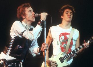 Sex Pistols’ Steve Jones on ‘Never Mind The Bollocks’, reunions and John Lydon’s Trump comments (Report)