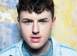 5 things to know before embarking on a career in social media (Report)