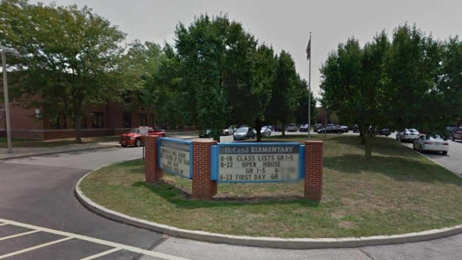 Some parents at Springfield Middle School were unhappy after the school's choir sang about cotton picking not long after other students in the district filmed themselves with a Confederate flag.