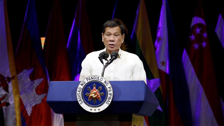 Philippine President Rodrigo Duterte has said he would be willing to shoot criminals himself.