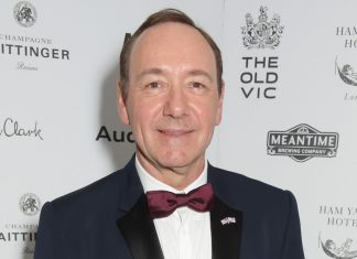 London’s Old Vic theatre accused of ignoring Kevin Spacey sexual misconduct allegations (Report)
