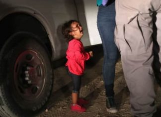 A viral photo of a crying Honduran girl didn’t tell the whole story. Does it matter? (Report)