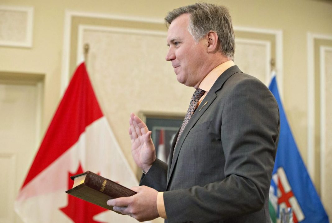 Alberta government staffers to take day course on Indigenous history