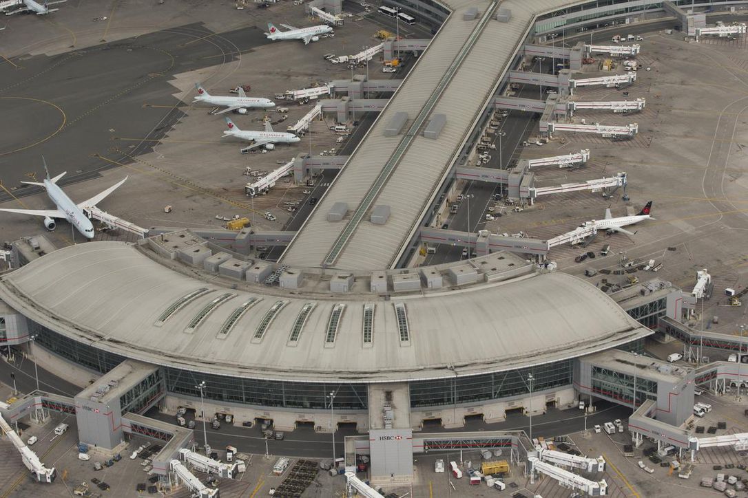 Canada is ranked 31st out of 32 countries in the Organisation for Economic Co-operation and Development (OECD) for the competitiveness of airport fees and taxes.
