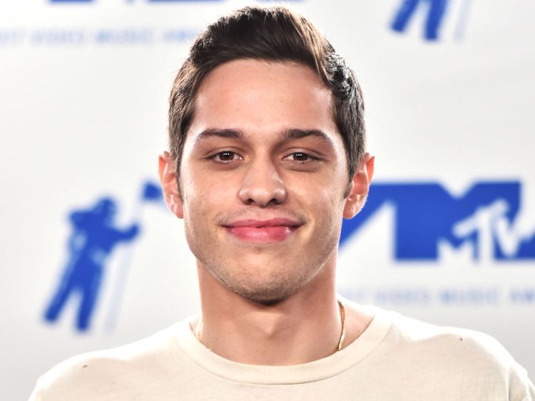 INGLEWOOD, CA - AUGUST 27: Pete Davidson poses in the press room during the 2017 MTV Video Music Awards at The Forum on August 27, 2017 in Inglewood, California. (Photo by Alberto E. Rodriguez/Getty Images)