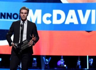 NHL awards: Connor McDavid wins Ted Lindsay Award for 2nd straight year (Report)