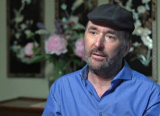 Former MP Paul Dewar part of drug trial in battle against malignant brain tumour (Report)