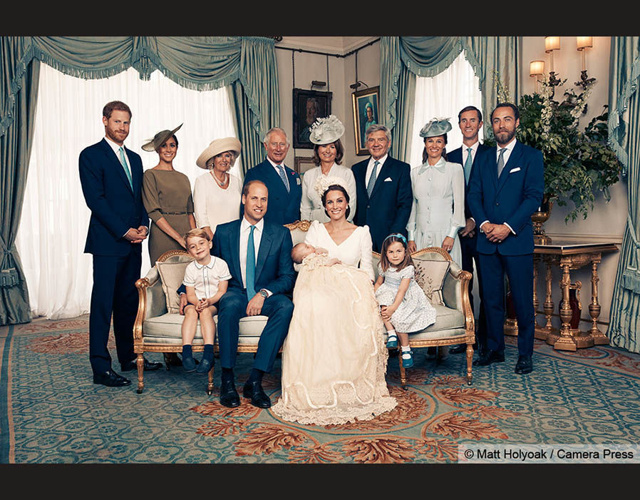 The royal family pose in the Morning Room at Clarence House for the official portrait 