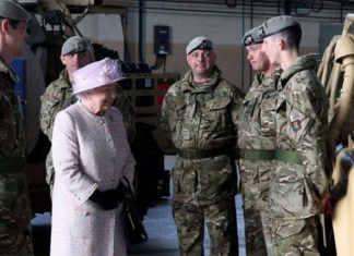 Queen watches parade during visit to Royal Scots Dragoon Guards base | Royal | News (Details)