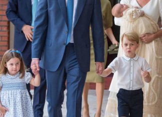 Kate, William, Princess Charlotte, Prince George and Louis FIRST picture as family of five | Royal | News (Details)