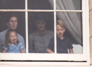 Princess Charlotte sticks tongue watching RAF 100 flypast with excited Prince George | Royal | News (Details)