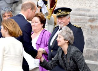 Theresa May CURTSY: Awkward PM strikes again as she meets Prince William – ‘It’s grotesqu | Royal | News (Details)