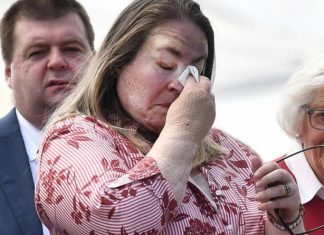 Tributes and tears 20 years after Omagh Northern Ireland | Royal | News (Details)