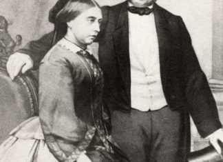 Queen Victoria ‘convinced she was WEAK by Prince Albert’ – revelation | Royal | News (Details)