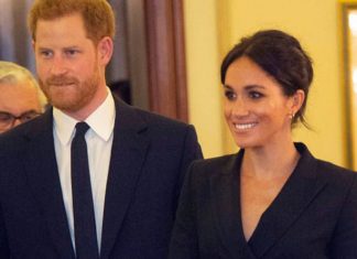 Meghan has max factor in a mini! | Royal | News (Details)