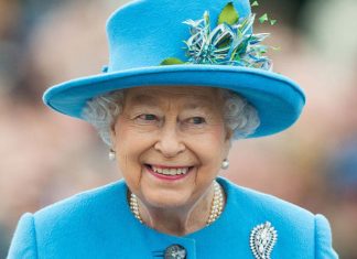 Queen Elizabeth II news: How much do you get paid to work for Royals? Salaries REVEALED | Royal | News (Details)