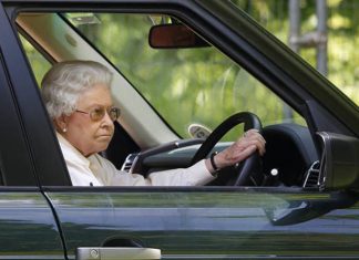 Queen Elizabeth II news: Why does the Queen not need a driving licence? | Royal | News (Details)