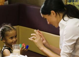 Meghan Markle is a NATURAL with kids in playful moment with young girl | Royal | News (Details)