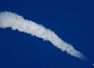Astronauts Made Emergency Landing After Rocket Failure, Report Astronauts Made Emergency Landing After Rocket Failure, Report