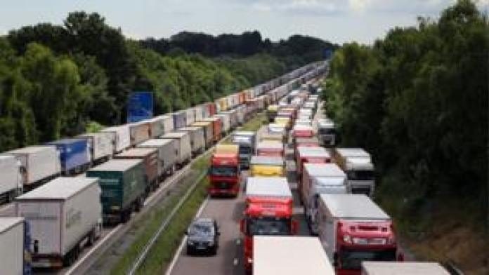 M26 shut overnight Due to Brexit