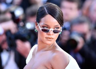 Rihanna: Rejected Super Bowl? Rihanna: Rejected Super Bowl?