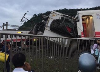 Taiwan train accident: At least 18 people were killed and 171 others injured Taiwan train accident: At least 18 people were killed and 171 others injured