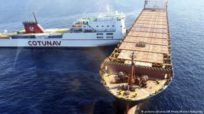 Two ships collide in Mediterranean near Corsica (Photo)