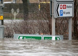 Uk climate change: New report by the Met Office Uk climate change: New report by the Met Office