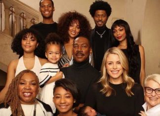 Eddie Murphy poses for picture with all 10 kids for the first time (Photo) Eddie Murphy poses for picture with all 10 kids for the first time (Photo)