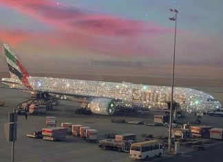 Emirates’ ‘Diamond Encrusted’ Plane Goes Viral, but It’s Not What It Seems Emirates’ ‘Diamond Encrusted’ Plane Goes Viral, but It’s Not What It Seems
