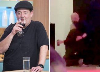 Johnny Vegas collapses on stage’ as fans fear for comic, Report Johnny Vegas collapses on stage’ as fans fear for comic, Report