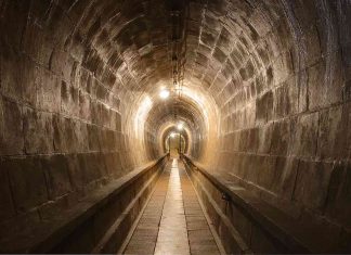 Musk unveils underground tunnel, transport cars (Watch) Musk unveils underground tunnel, transport cars (Watch)