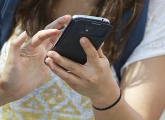 Teenage Sexting is decriminalised between partners of “similar age” Teenage Sexting is decriminalised between partners of "similar age"