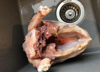 Tesco, Aldi ‘rotten turkeys’ ruined Christmas Day for shoppers Tesco, Aldi 'rotten turkeys' ruined Christmas Day for shoppers