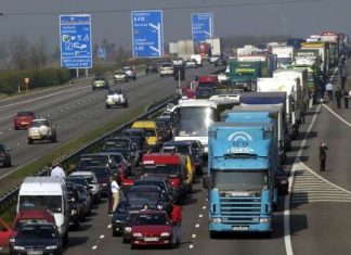 Worst UK traffic hotspots for Christmas: 20 million journeys are expected Worst UK traffic hotspots for Christmas: 20 million journeys are expected