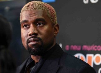 Kanye West settles lawsuit with fan who thought Life, Report Kanye West settles lawsuit with fan who thought Life, Report