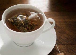 Hot drinks like tea and coffee linked with cancer risk (Study) Hot drinks like tea and coffee linked with cancer risk (Study)