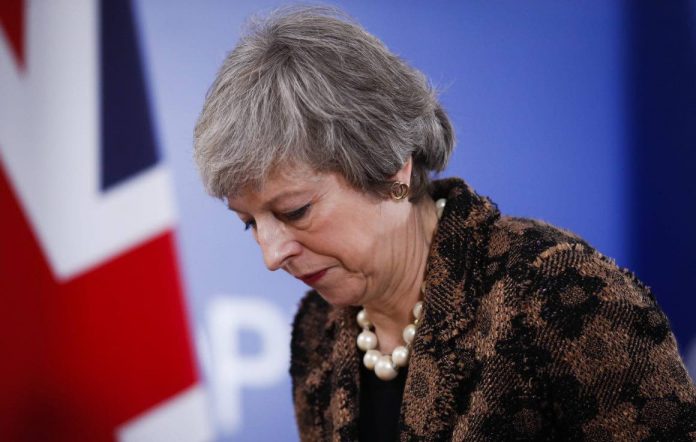 Theresa May to EU: Help me out on Brexit (Report)