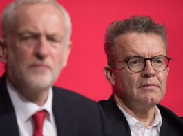 Labour's Tom Watson calls for new Brexit referendum